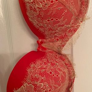Victoria Secret lace bra 36C gold lace over red bra Victoria Secret